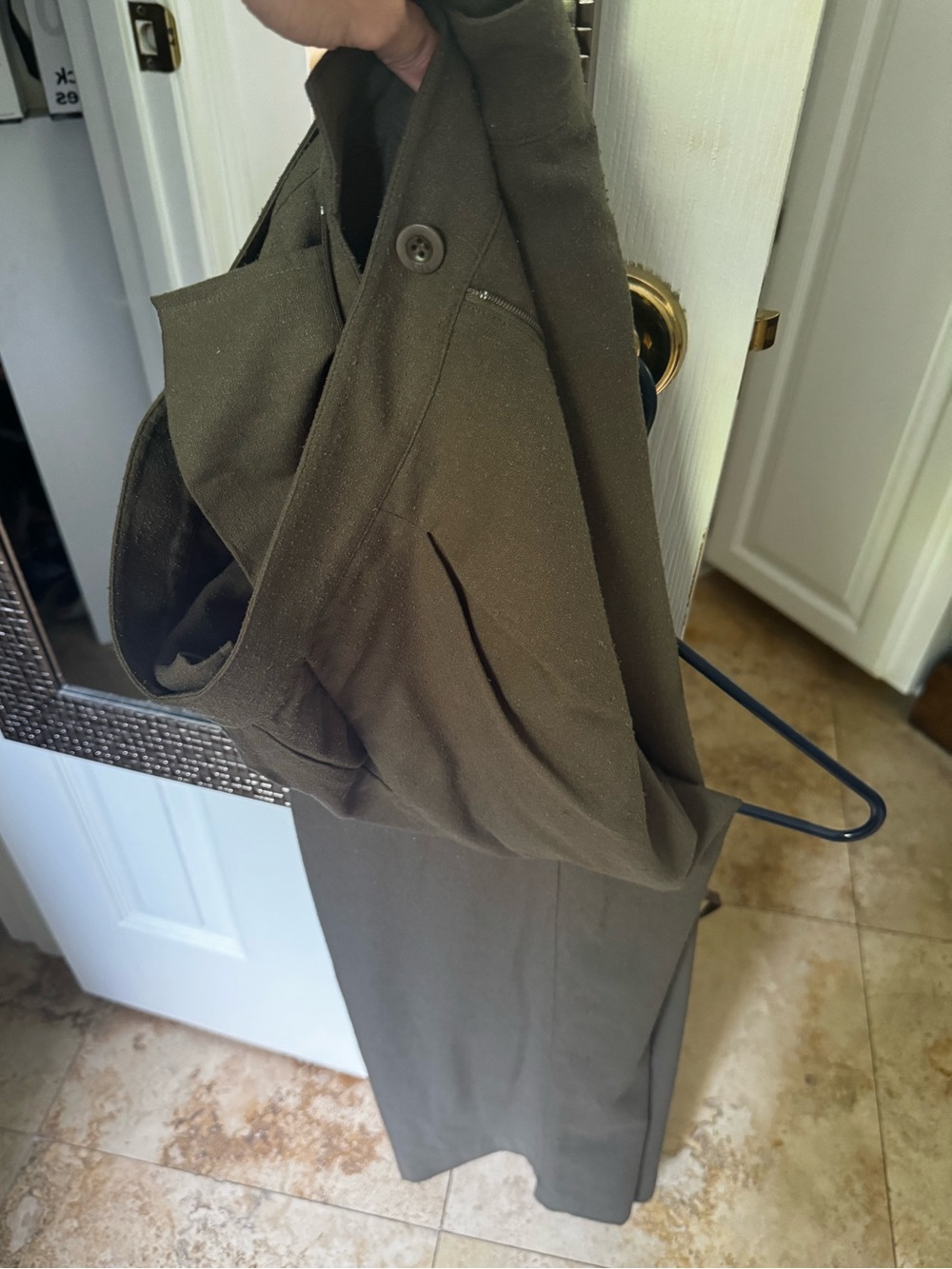 Jenni Kayne relaxed trousers, 100% raw silk, olive green. Like new - Picture 5 of 6